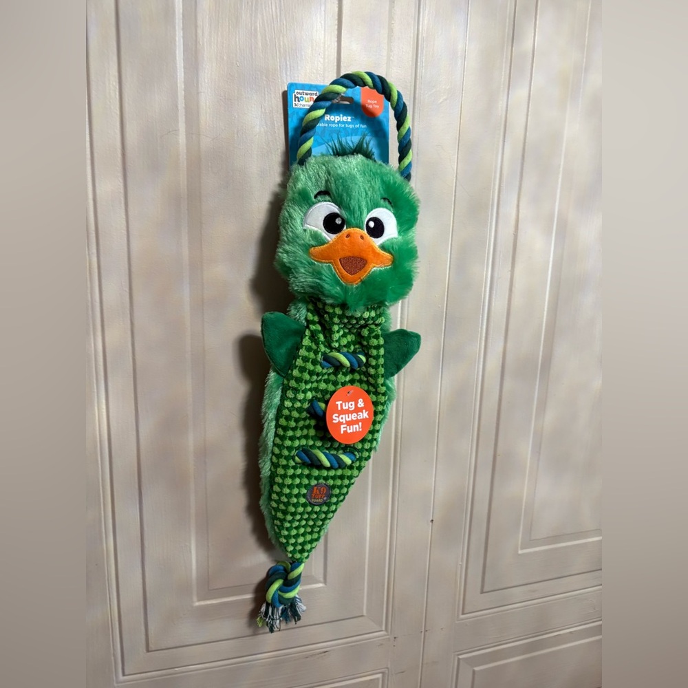 Outward Hound 22”Ropiez SeaHorse  Green Dog Toy w/Squeaker/Rope & Tag Fun New